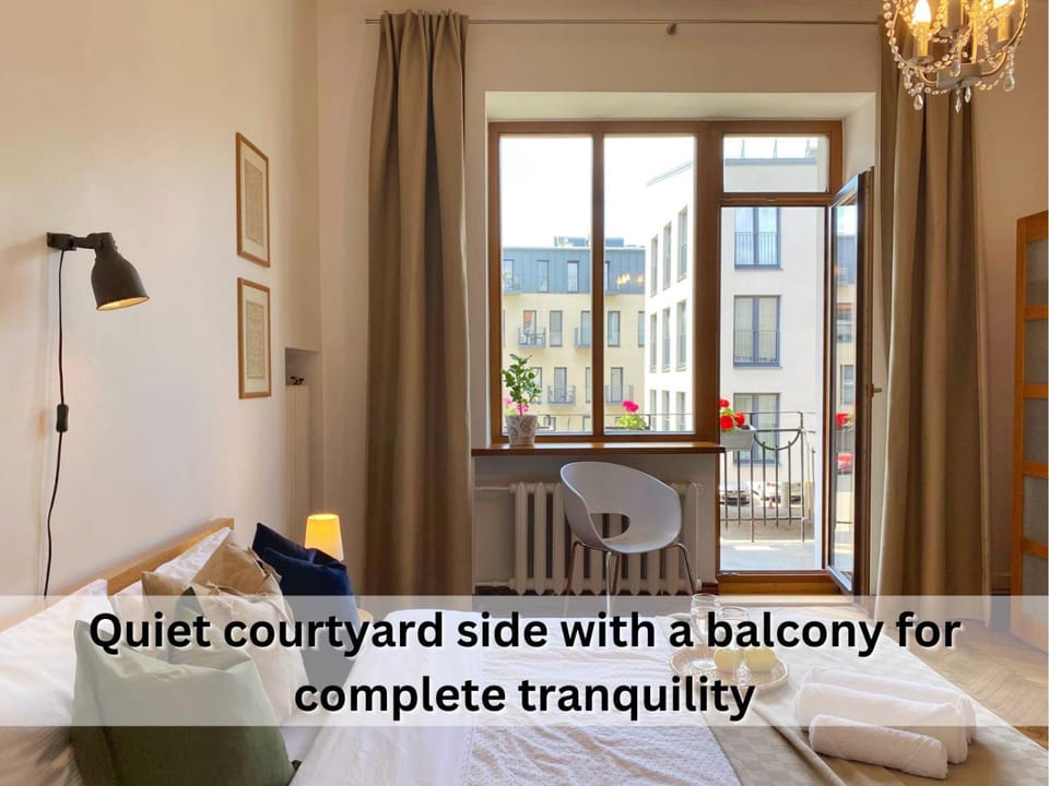 Bed, Balcony/Terrace, Bedroom