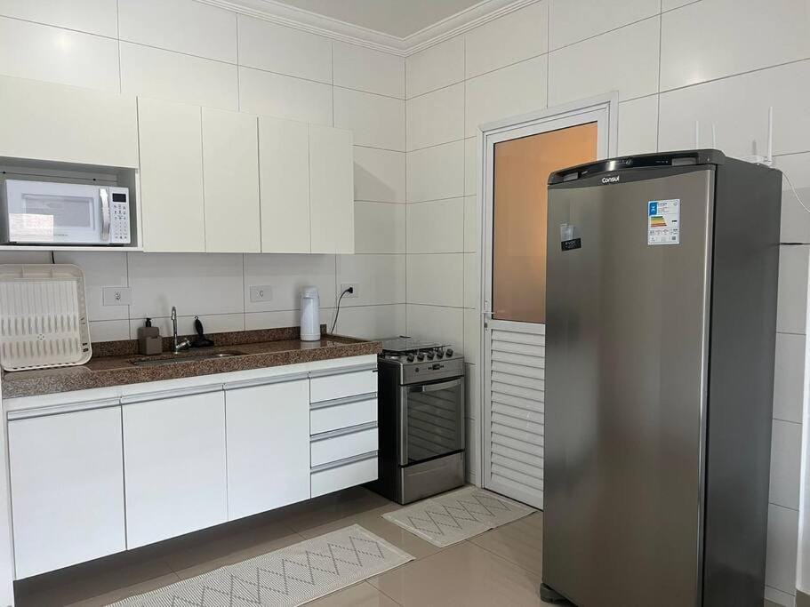 Kitchen or kitchenette, minibar, pet friendly, stove