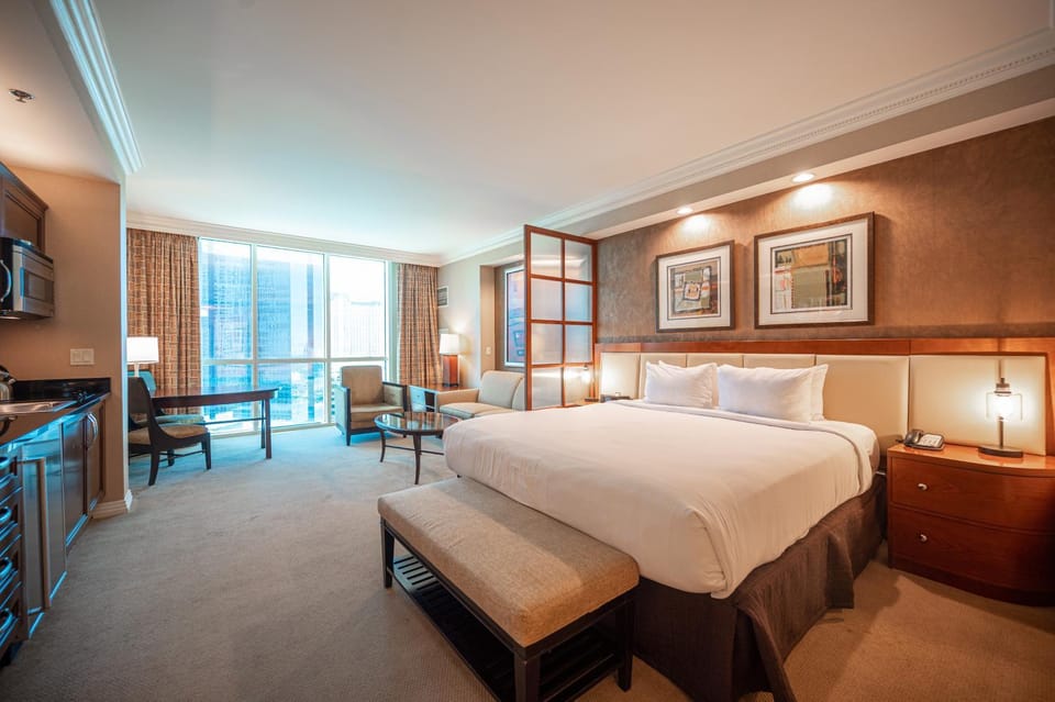 Bed, Living room, Photo of the whole room, Seating area, Bedroom, hair dresser