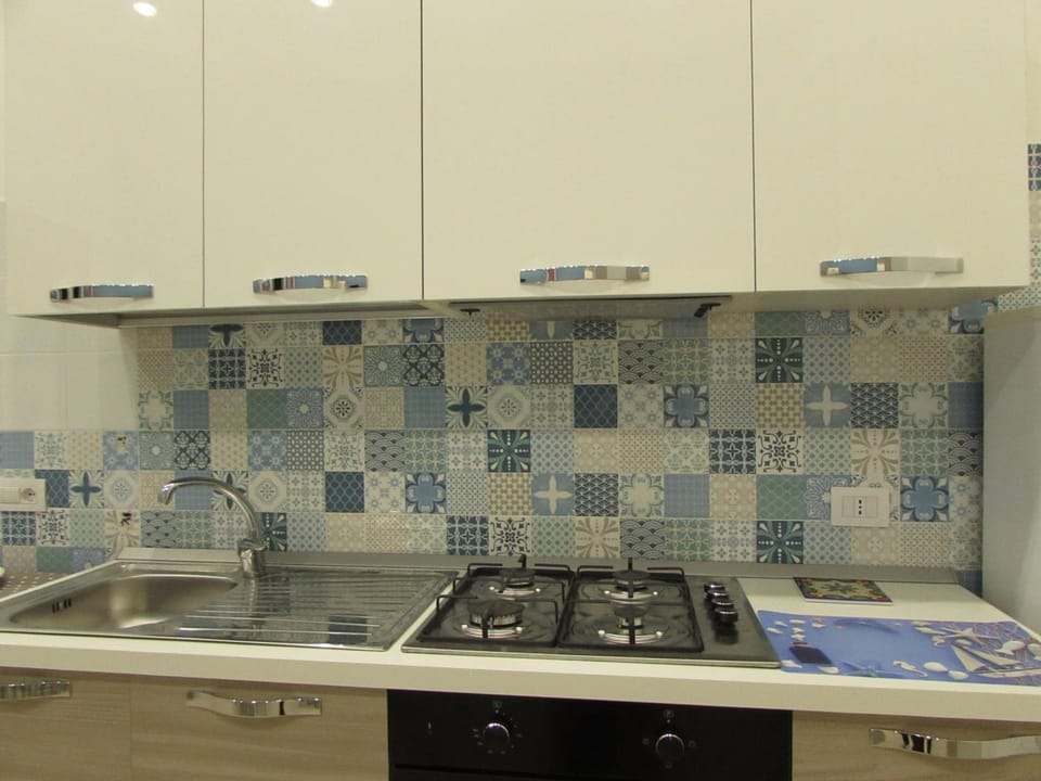 Kitchen or kitchenette, Kitchen or kitchenette, pet friendly, stove, Internal: Not applicable to any particular room