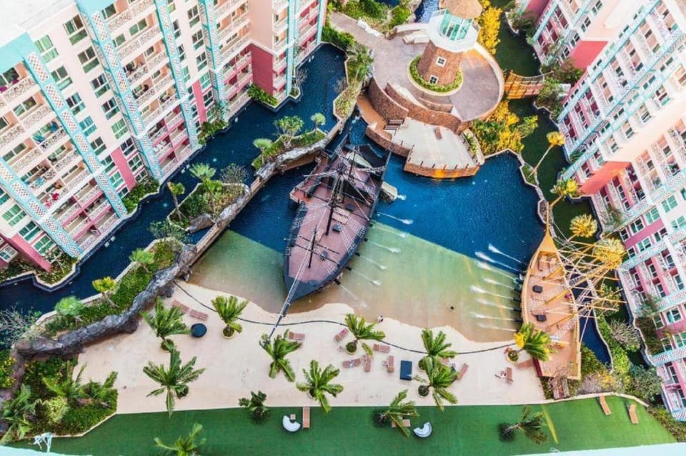 Grande Caribbean Condo Resort by Importer Apartment in Pattaya City