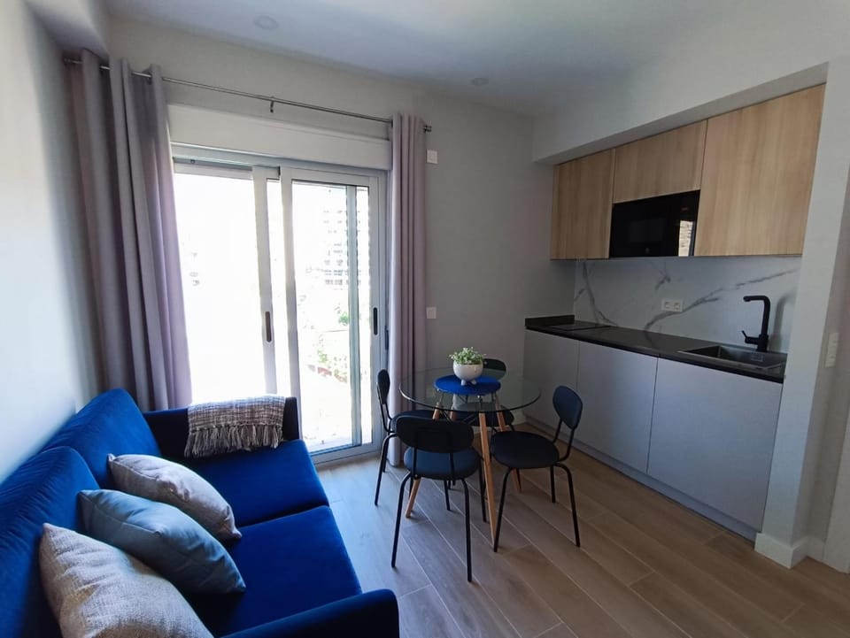 TV and multimedia, Kitchen or kitchenette, Living room, Dining area, minibar