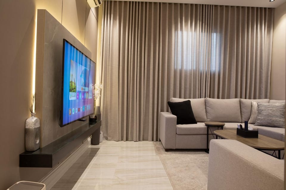 شقه 1فاخره بمدخل خاص وثلاث غرف نوم Apartment in Riyadh