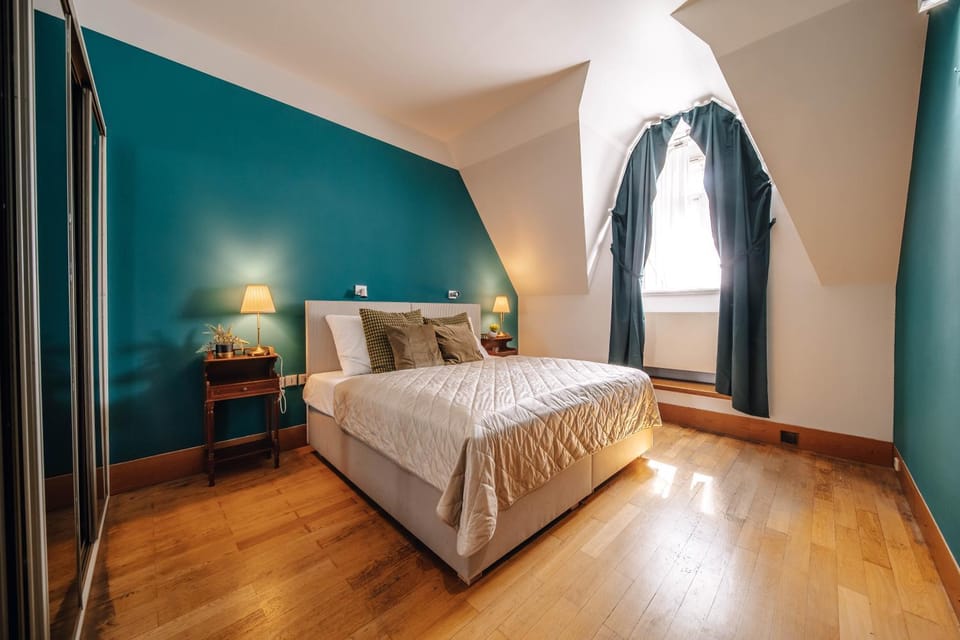 Bed, Photo of the whole room, Bedroom