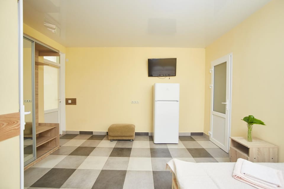Green guest house Bed and Breakfast in Odessa Oblast