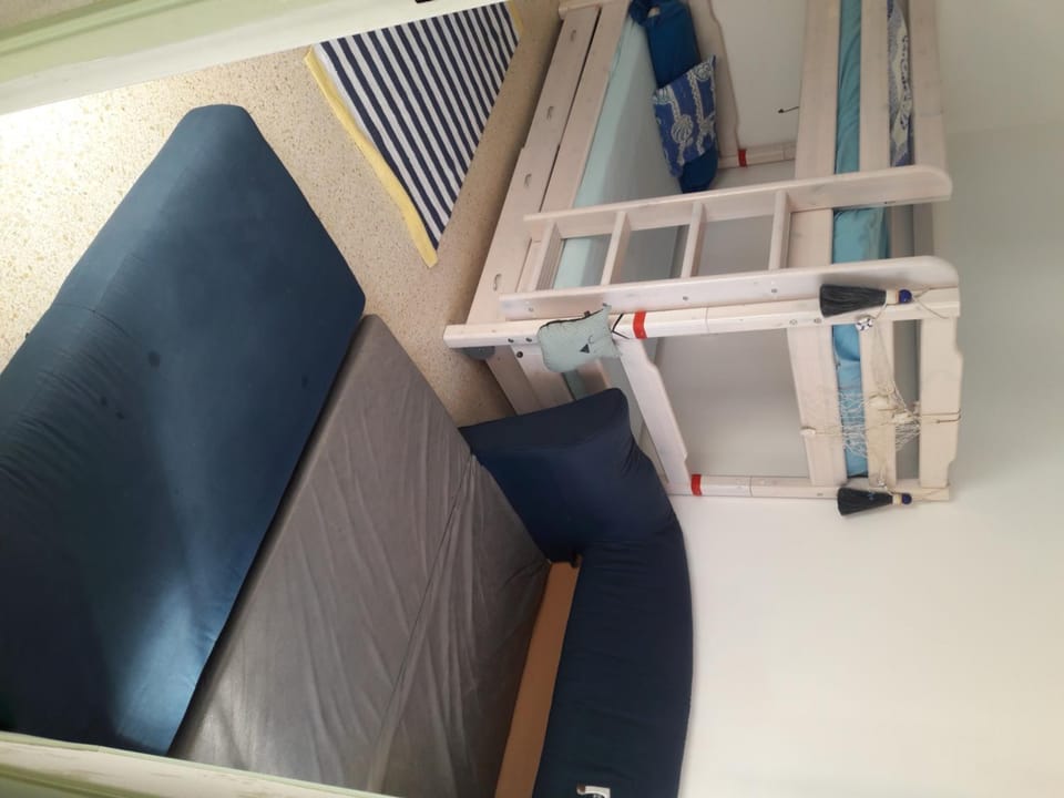 Joli appt 2 chambres et studio avec parking dans résidence ombragée et calme 5mns plage et commerces Apartment in Le Grau-du-Roi