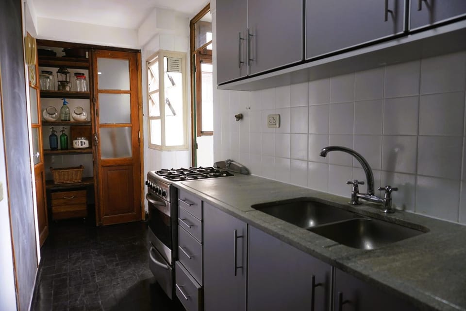 Kitchen or kitchenette, pet friendly, stove, kitchen