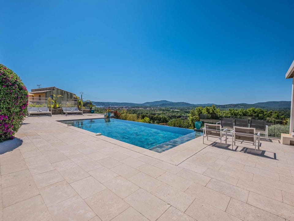 Day, Natural landscape, Balcony/Terrace, Mountain view, Pool view, Sea view, Swimming pool, Swimming pool, sunbed