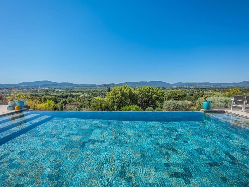 Day, Natural landscape, Mountain view, Pool view, Swimming pool, Swimming pool