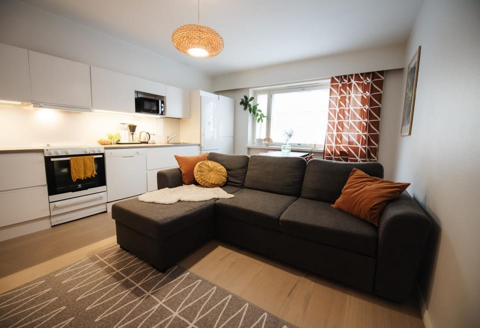 Kitchen or kitchenette, Living room, Seating area
