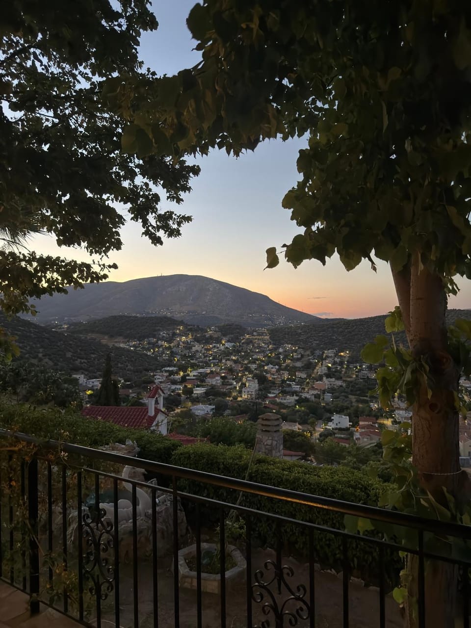 Nearby landmark, Mountain view