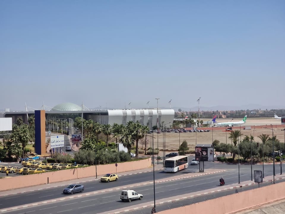 Neighbourhood, City view, Street view, Location