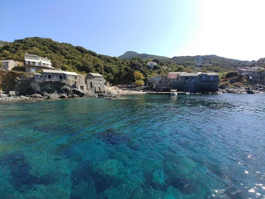 Waterfront Authentic Corsican house House in Corsica