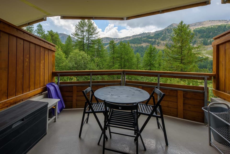 View (from property/room)