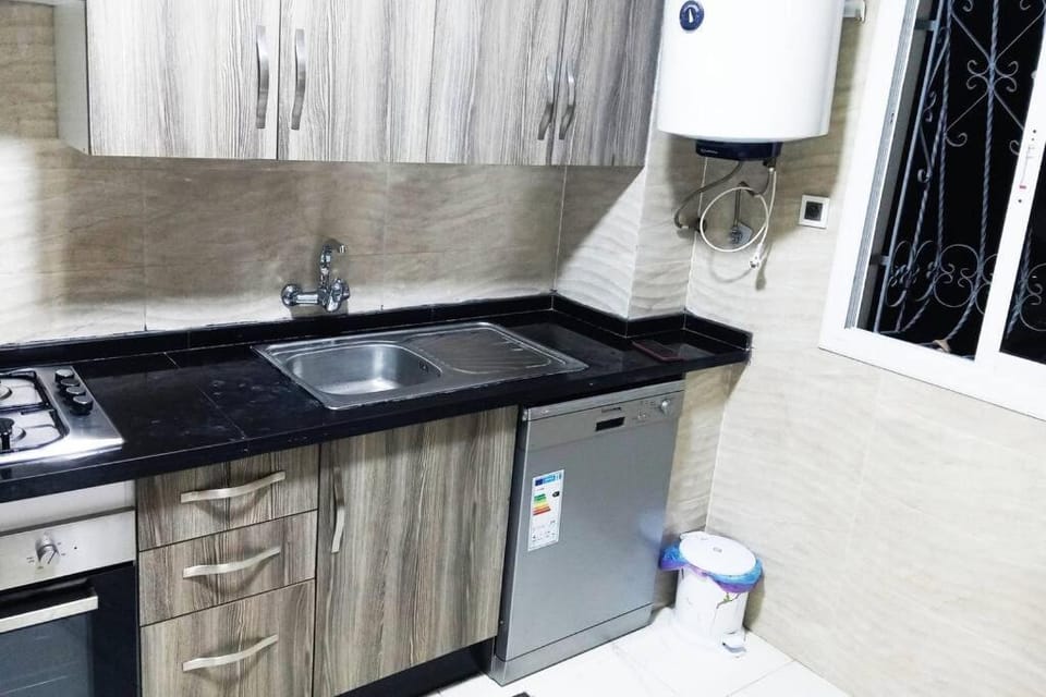 Appart prestigieux+T bien équipé Apartment in Fes