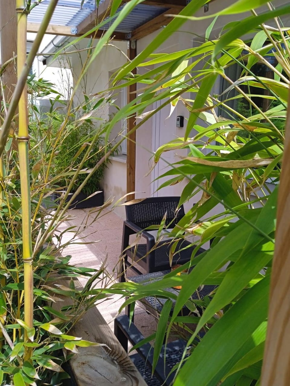 Studio J Bed and Breakfast in Oyonnax