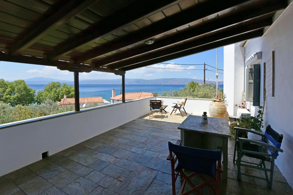 Nelly's Coastal Family House House in Argolis, Greece
