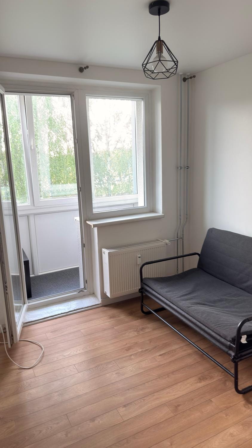 Bed, Seating area