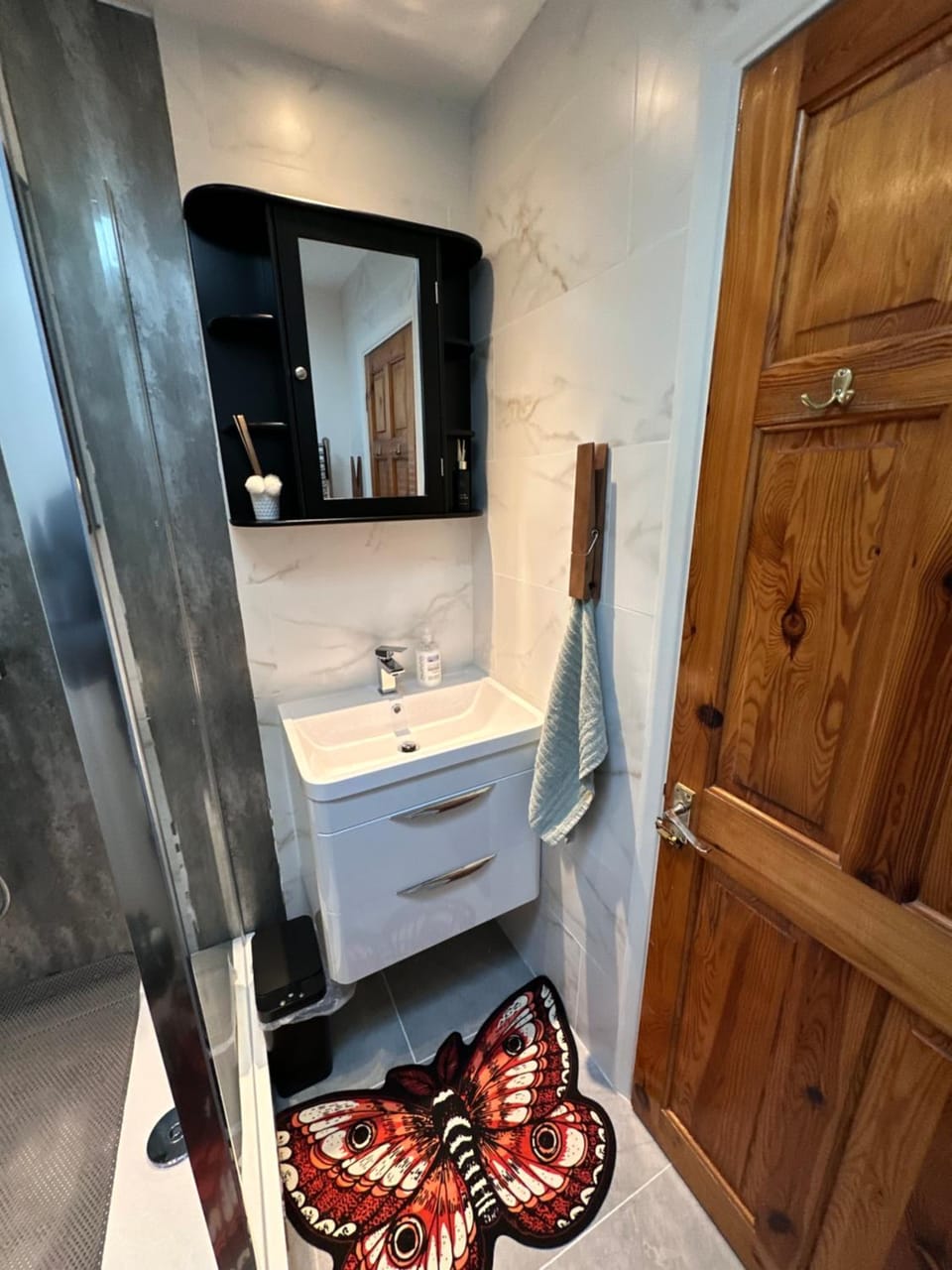 Heart of Windsor Apartment in Windsor