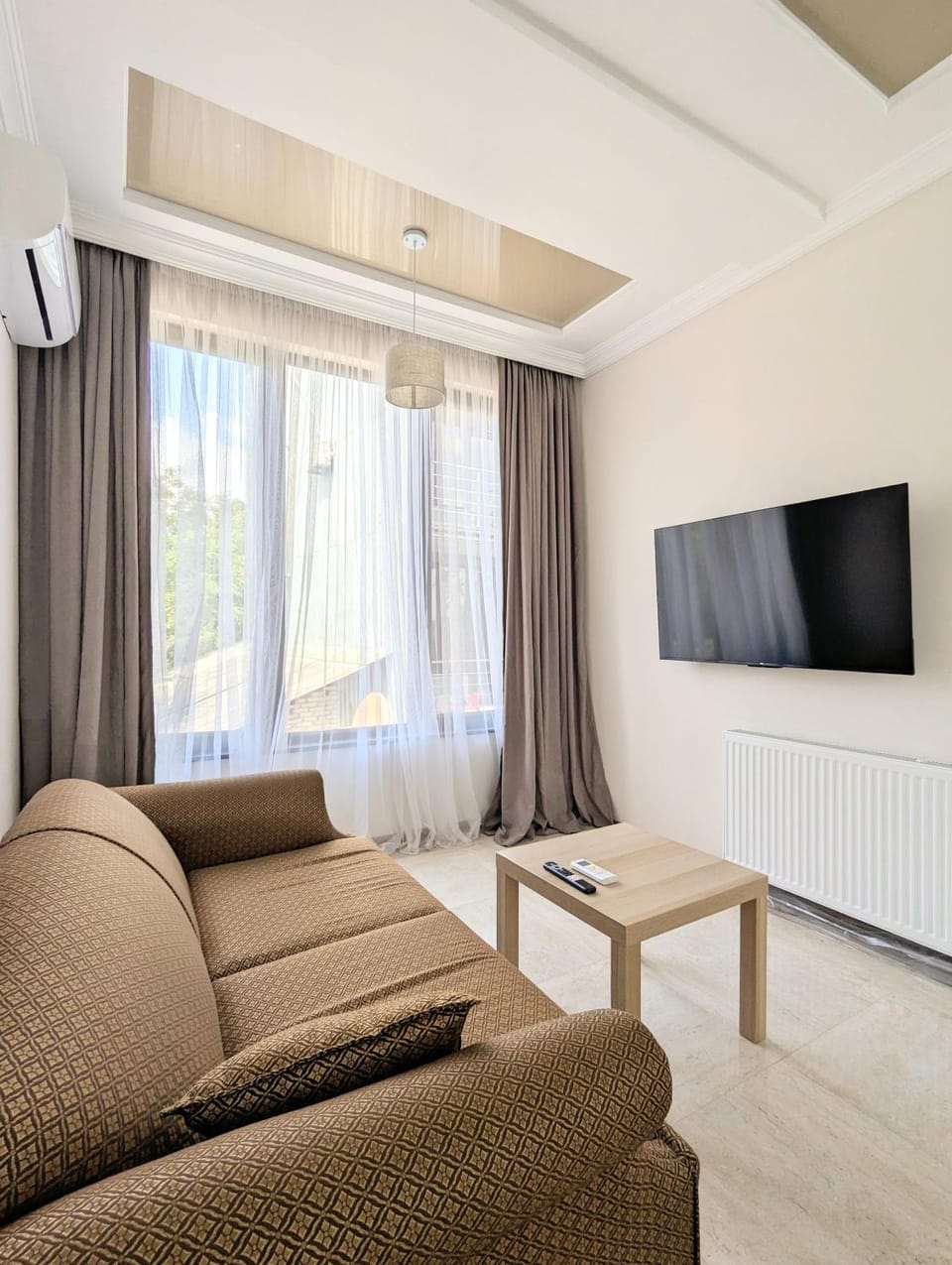 TV and multimedia, Seating area