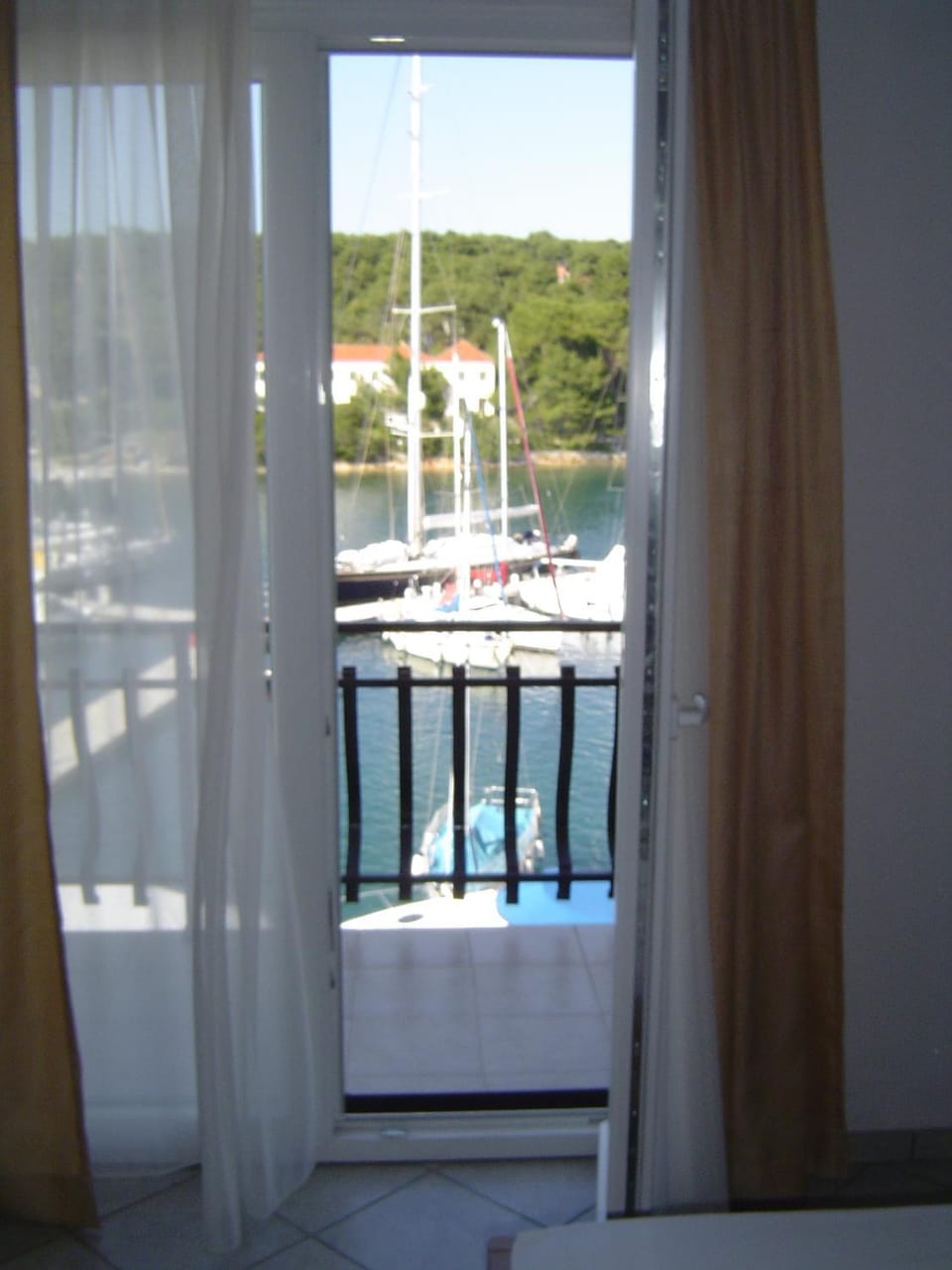 View (from property/room), Balcony/Terrace, Bedroom