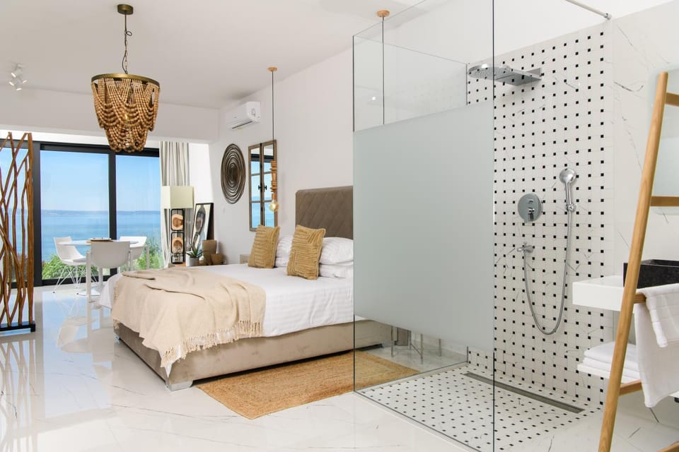 Gallery Luxury Suites & Rooms-Only Adults Apartment in Split