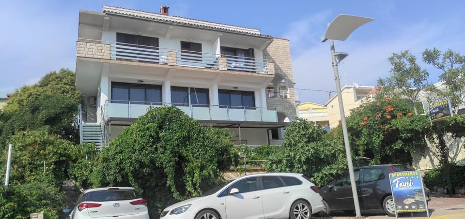 Property building, Parking