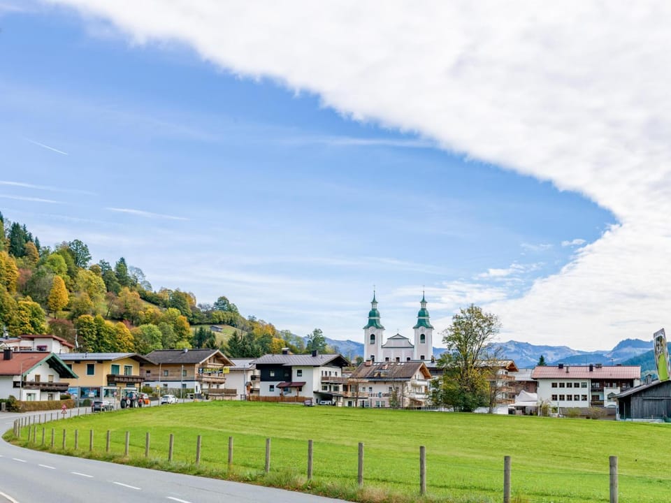Summer, Area and facilities