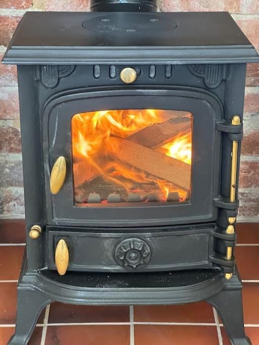 Living room, fireplace