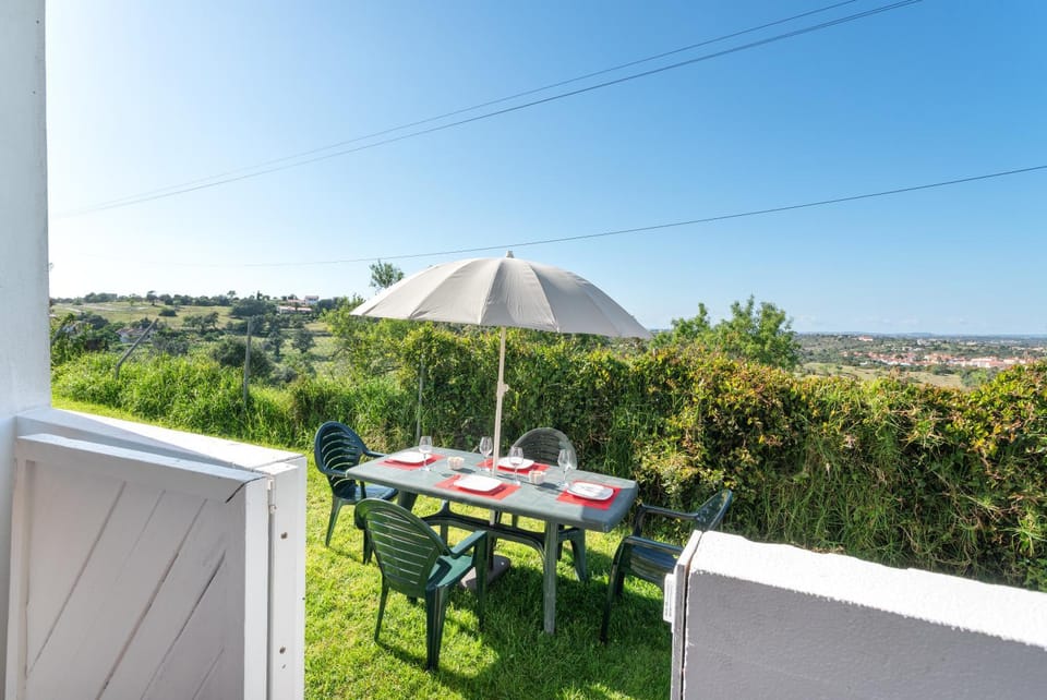 Patio, Spring, Day, Natural landscape, Garden, View (from property/room), Balcony/Terrace, Dining area, Garden view
