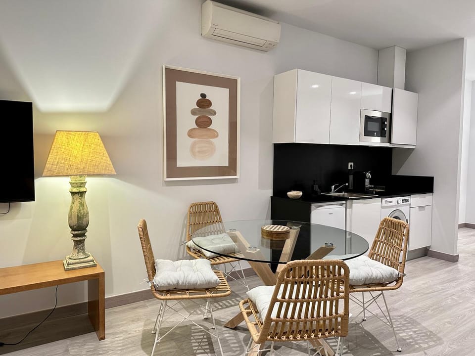 Suites 18 - Hostatel Apartment in Granada