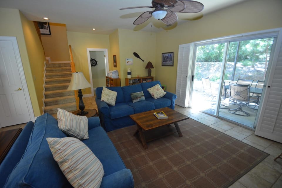 King- Lake Area House in Bass Lake