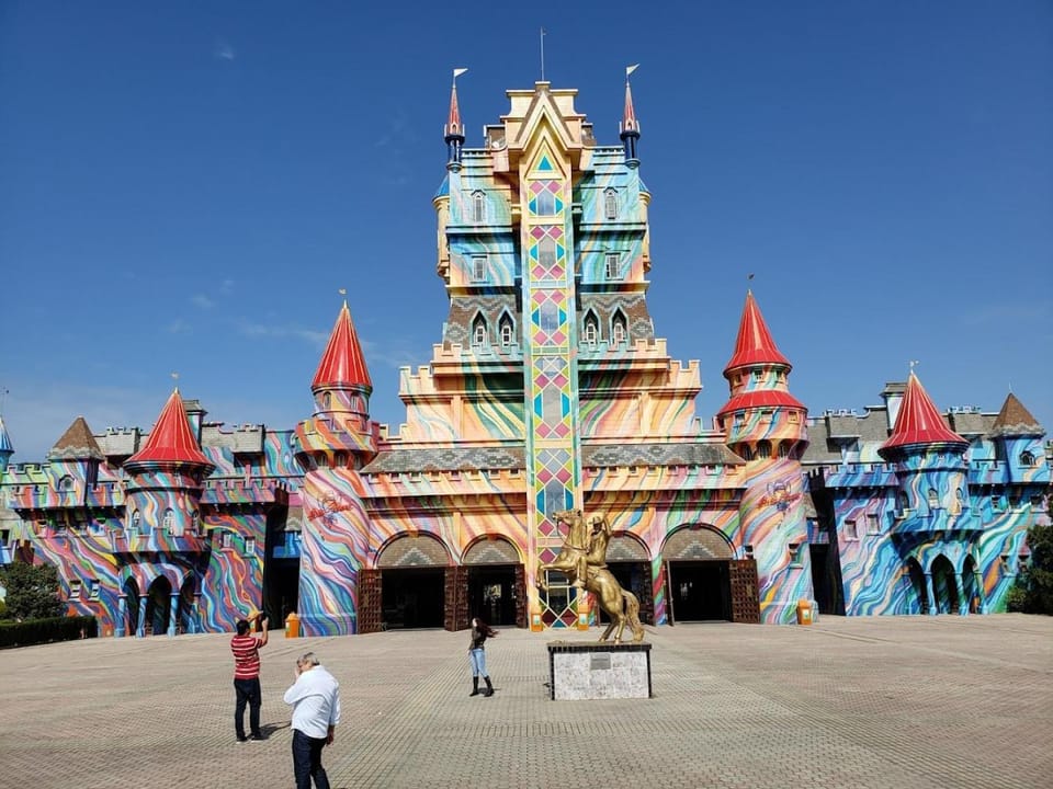 Aqua park, Landmark view