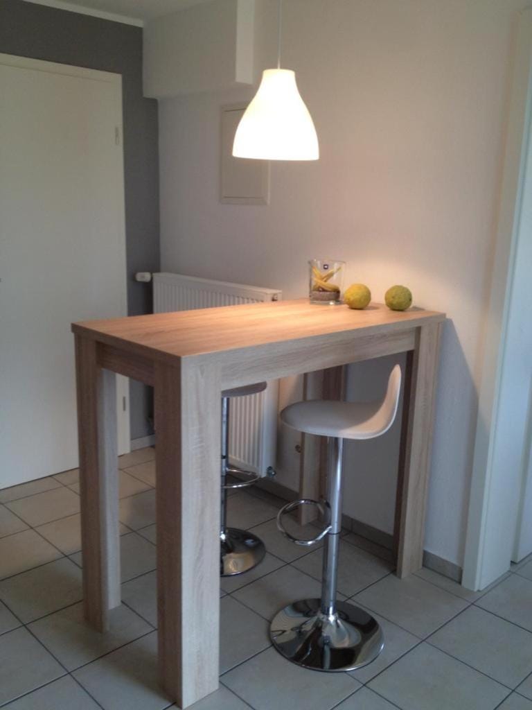 Dining area, hair dresser