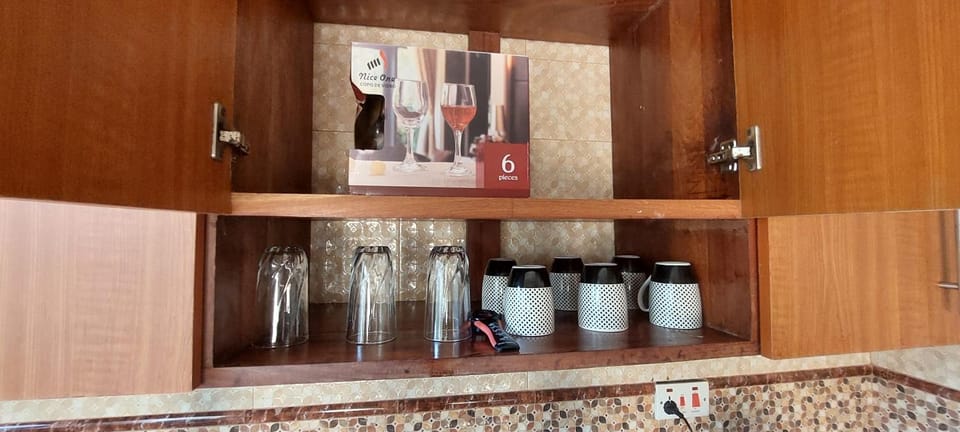 Coffee/tea facilities, Kitchen or kitchenette, minibar