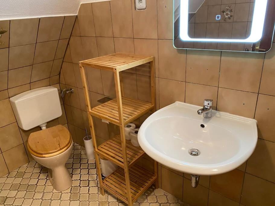 Märchenhafte FeWo White auf dem Berg im Sauerland Apartment in North Rhine-Westphalia