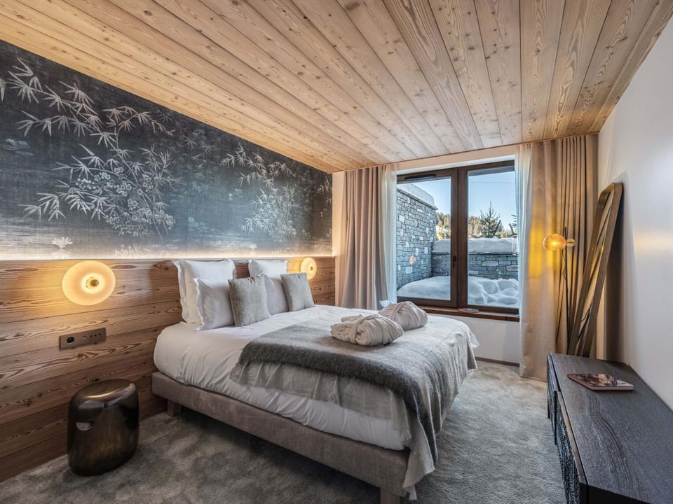Appartement neuf ski-in/ski-out à Courchevel 1850 avec accès spa Apartment in Saint-Bon-Tarentaise
