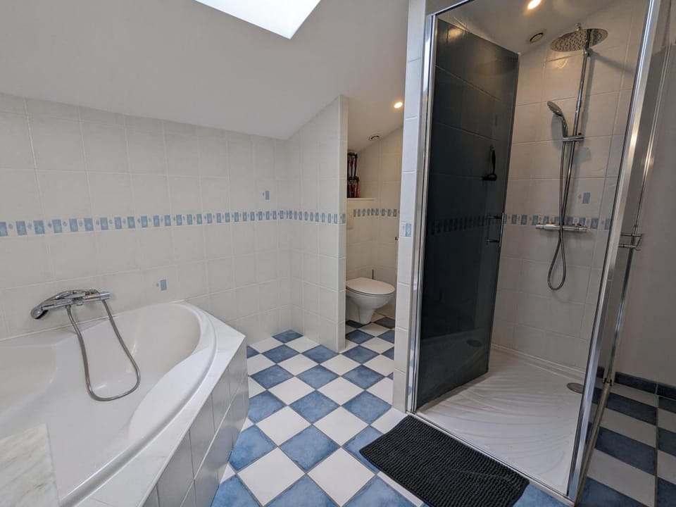 Maison avec Piscine Privative, Jardin, Billard et Proche des Plus Beaux Villages de France - FR-1-653-243 House in Nouvelle-Aquitaine