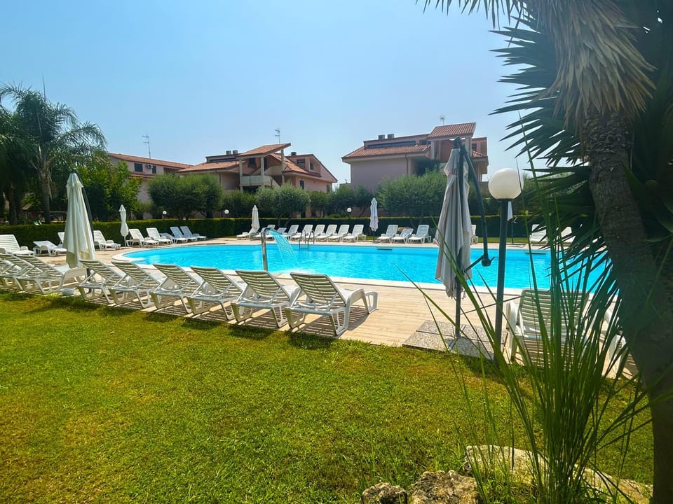 Property building, Swimming pool