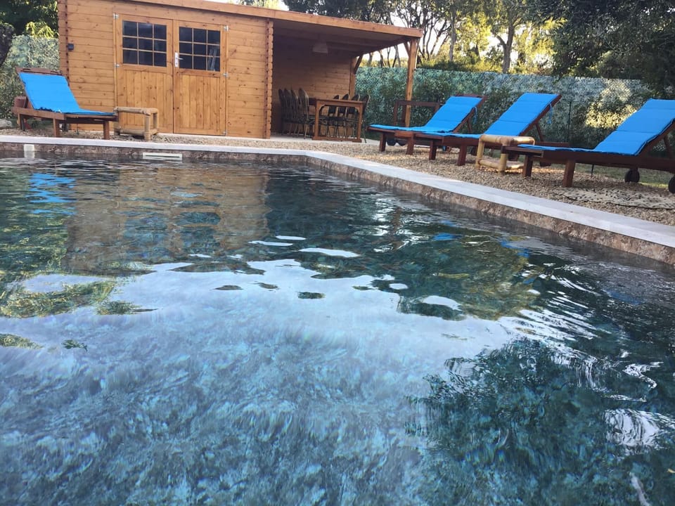 L arbousiere Villa in Uzes