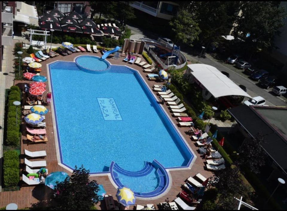 Pool view, Swimming pool, Swimming pool, Parking