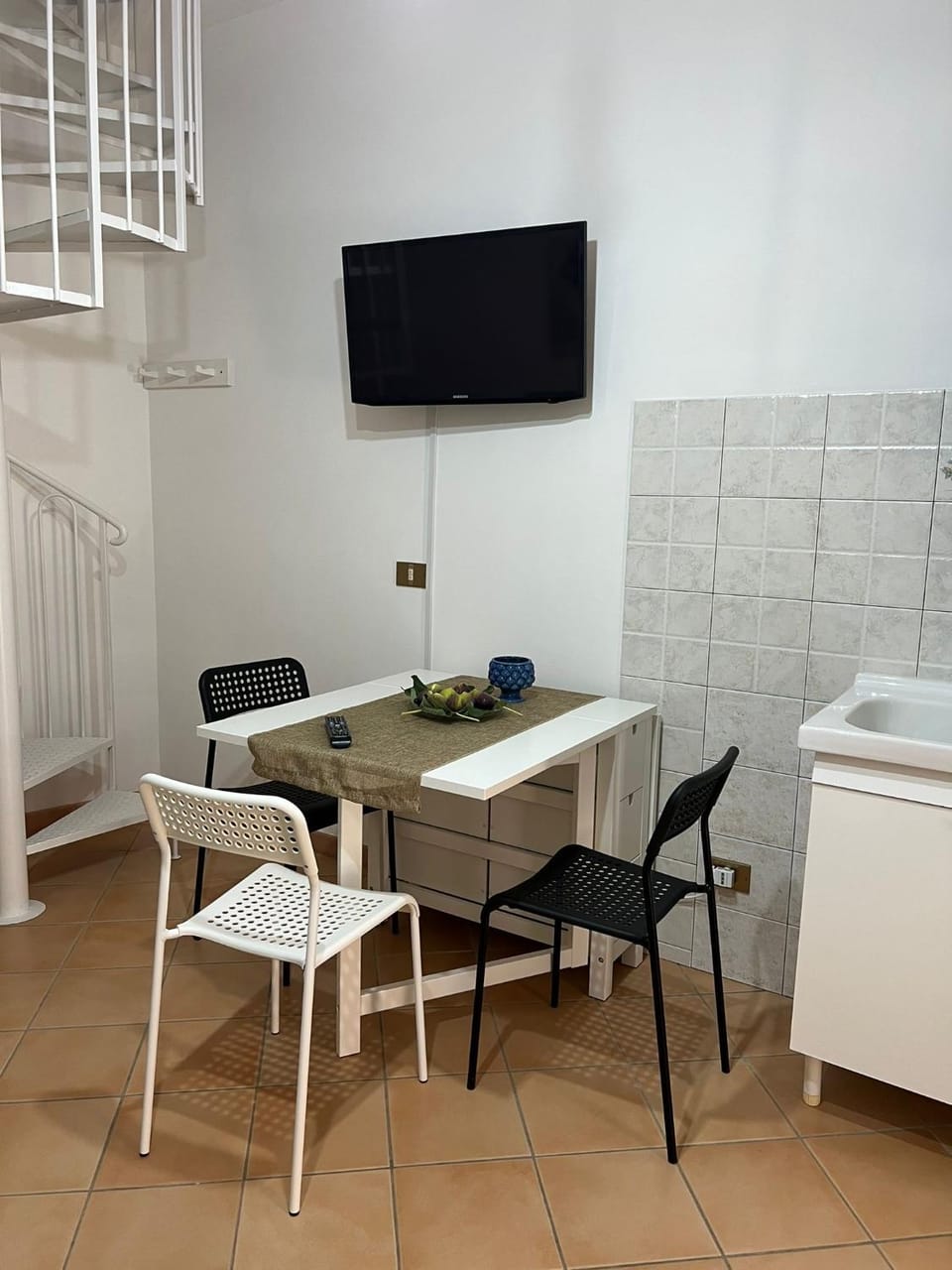TV and multimedia, Dining area