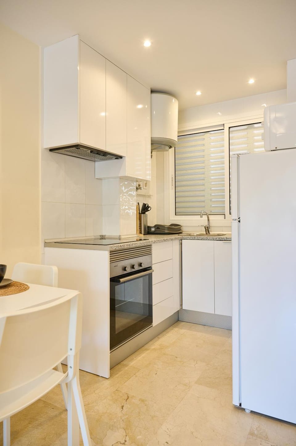 Kitchen or kitchenette, stove