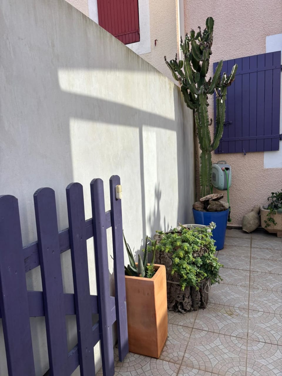 Pavillon 3 chambres avec véranda et climatisation. House in Catalonia