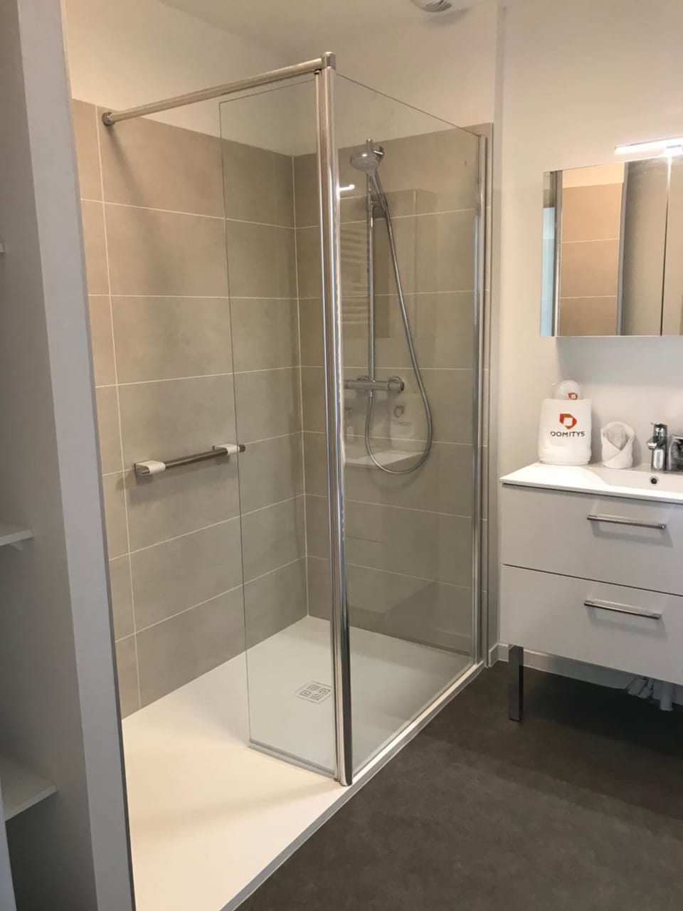Shower, Bathroom