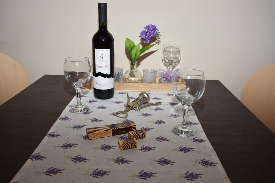 Dining area, Alcoholic drinks