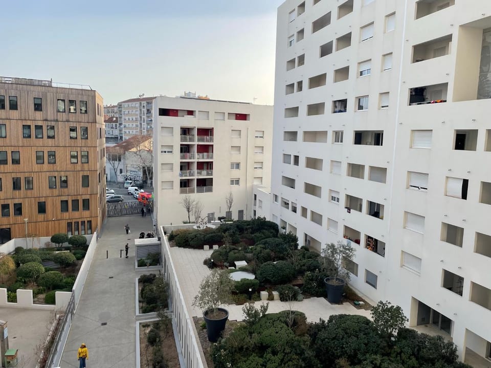 Property building, Neighbourhood, City view