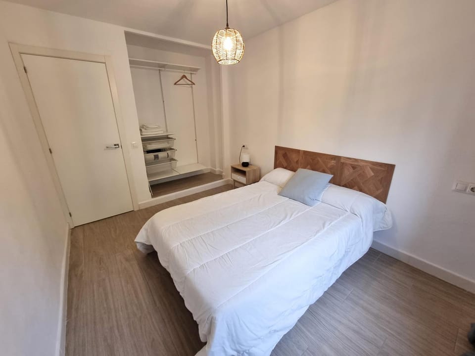 Bed, Bedroom, wardrobe