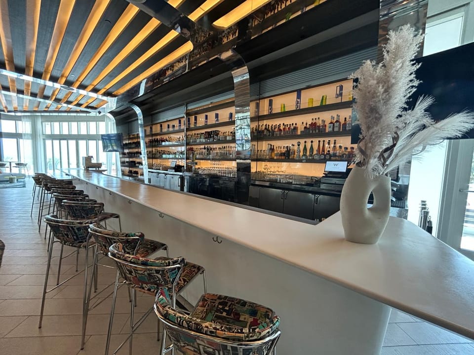Lounge or bar