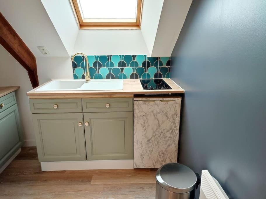 Kitchen or kitchenette, stove
